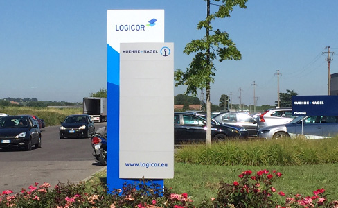 Totem in Dibond per logistica